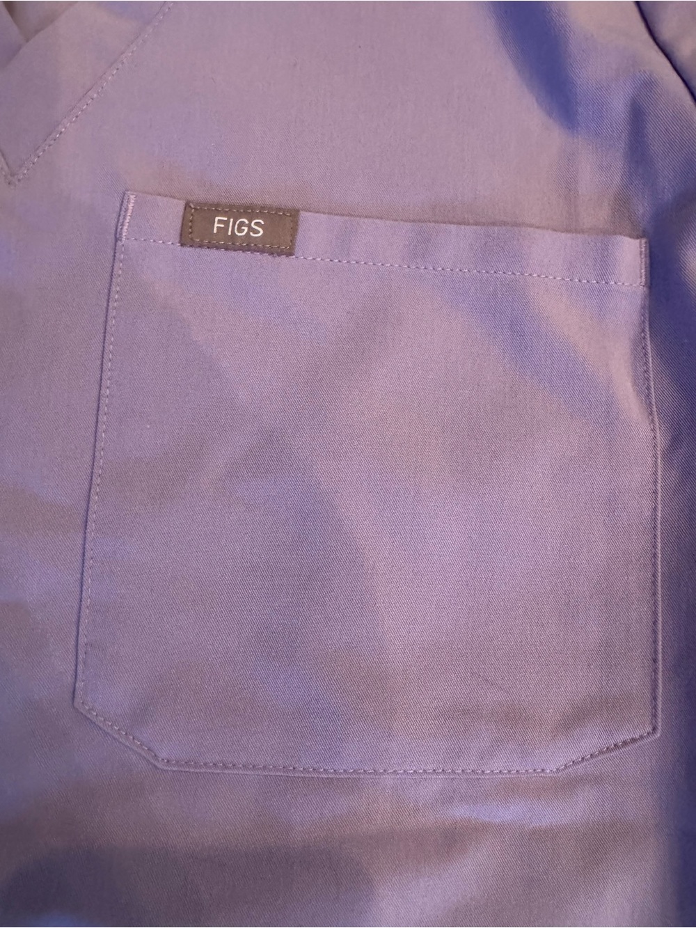 FIGS Women’s Scrub Set - Lavender Dew - XS - EUC (Casma Top & Zamora Joggers) - Picture 5 of 8
